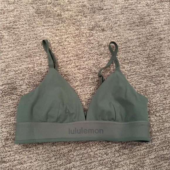 lululemon athletica Other - lululemon athletica Olive Bra (missing cup liner inserts)